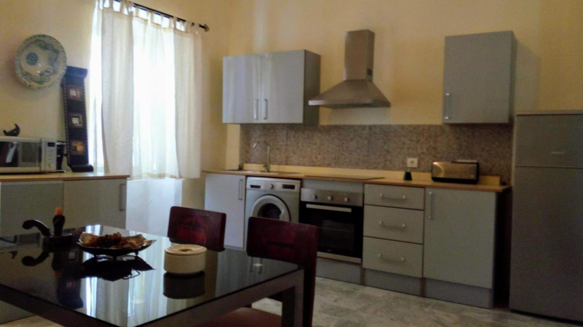 Apartamentos Jp Fregenal Fregenal de la Sierra Bagian luar foto